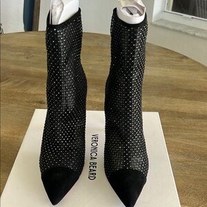 Veronica Beard Lisa cap toe Black Embellished Heeled Boots nwt and box